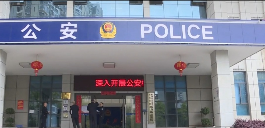 拖車司機(jī)拖走“僵尸車”卻被判刑 是車主后臺(tái)硬，還是拖車管理漏洞？